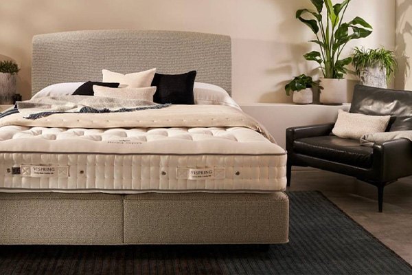 What is a zip and link bed and why choose one?