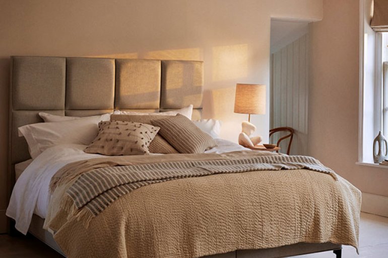 Vispring Divan Bed in monochrome grey, nordic style Vispring Divan Bed in monochrome grey, nordic style