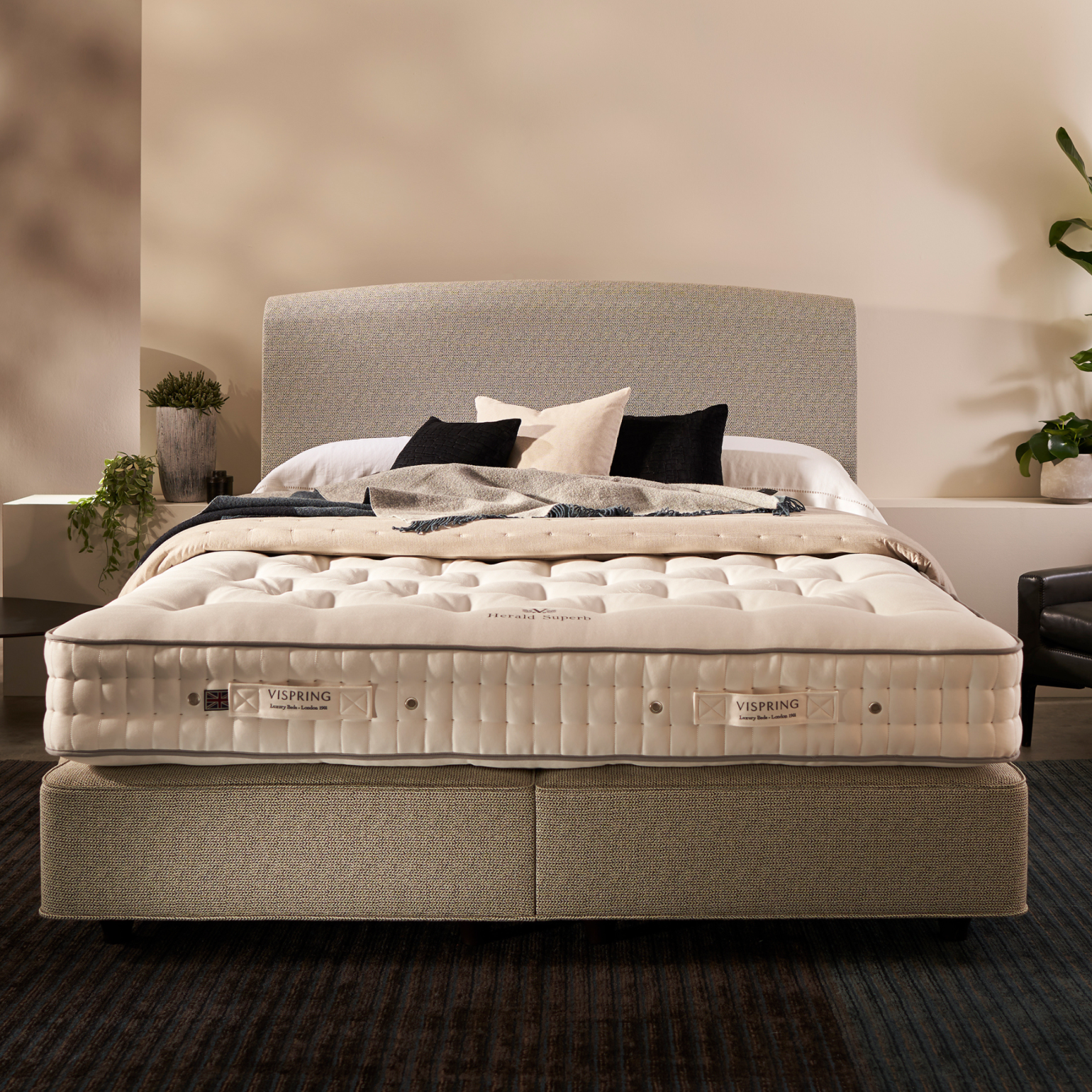Expertly handcrafted, the Herald Superb is a Vispring classic that combines generations of bed-making heritage with supportive comfort and personalised support, tailored to individual needs.


	Hand-nested Vanadium Steel pocket springs with layers of horsehair, cotton, and British wool
	 
	100% natural fillings for breathability and durability
	 
	Two rows of hand side-stitching for edge-to-edge support
	 
	Available in a full choice of spring tensions, soft, medium and firm.


Why it works for front sleepers:
The Herald Superb’s meticulously hand-nested pocket springs provide responsive support that keeps the body aligned, while natural horsehair adds buoyancy and breathability for long-lasting comfort.

Best for: Front sleepers wanting traditional Vispring luxury with a supportive, breathable, all-natural feel.
