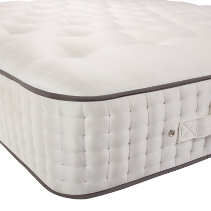 Enchanted House Nyewood Divan Bed