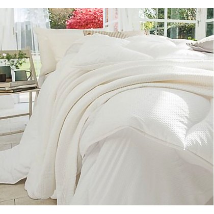 Breathe Duvet by The Fine Bedding Company (Tog: 10.5)