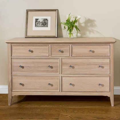 New England Oak Wide Chest of Drawers - 7 Drawer
