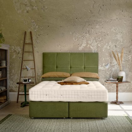 Deep Platform Top Divan Base by Hypnos
