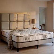 Vispring Regal Superb Divan Bed