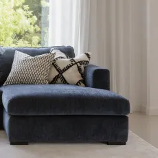 Sits Medium Large Atropa Dark Blue Lifestyle