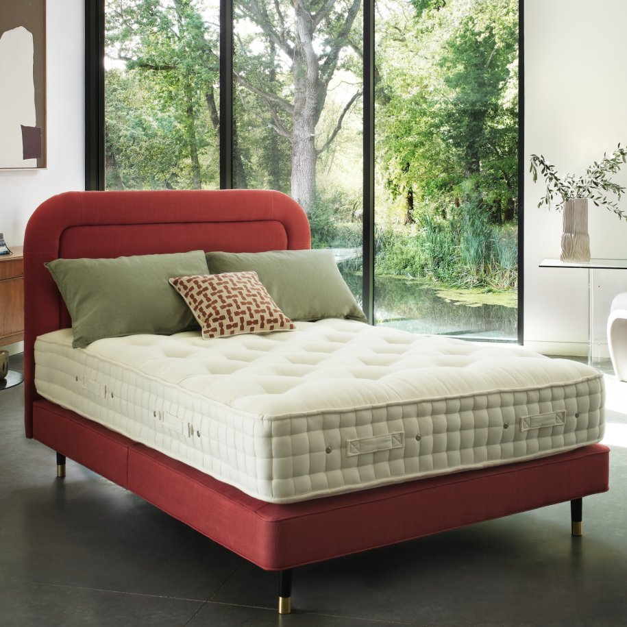 Hypnos Legacy IV Mattress dressed angled