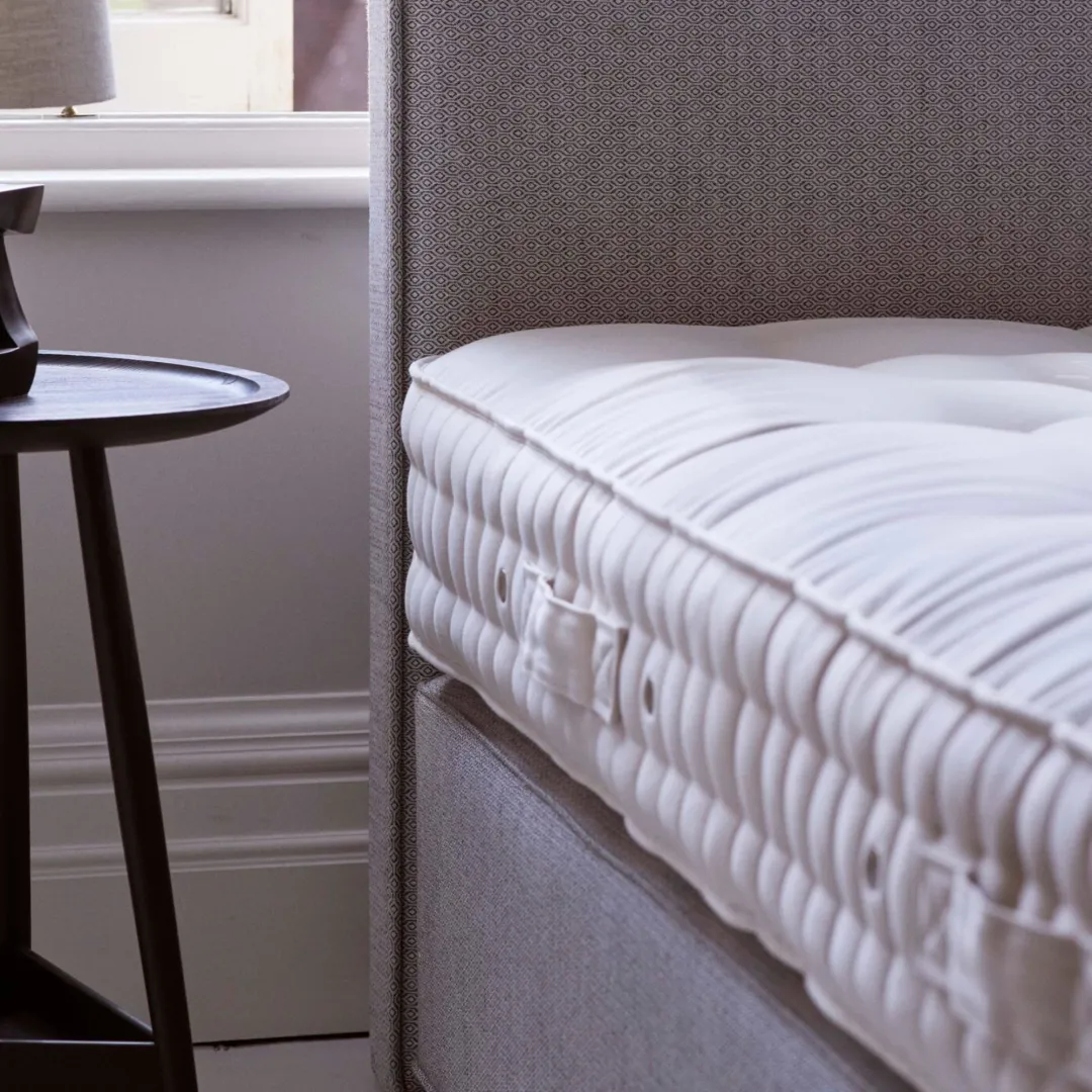 Vispring Elite Mattress with Plymouth Divan Base Vispring Elite Mattress with Plymouth Divan Base