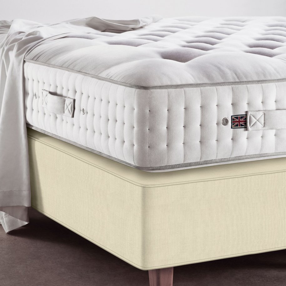 Vispring Kingsbridge Mattress on Divan Base